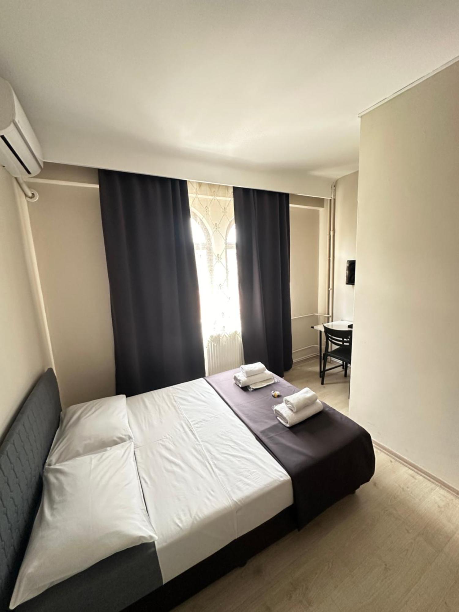 Glr Otel บาลึคเคสิจ ภายนอก รูปภาพ